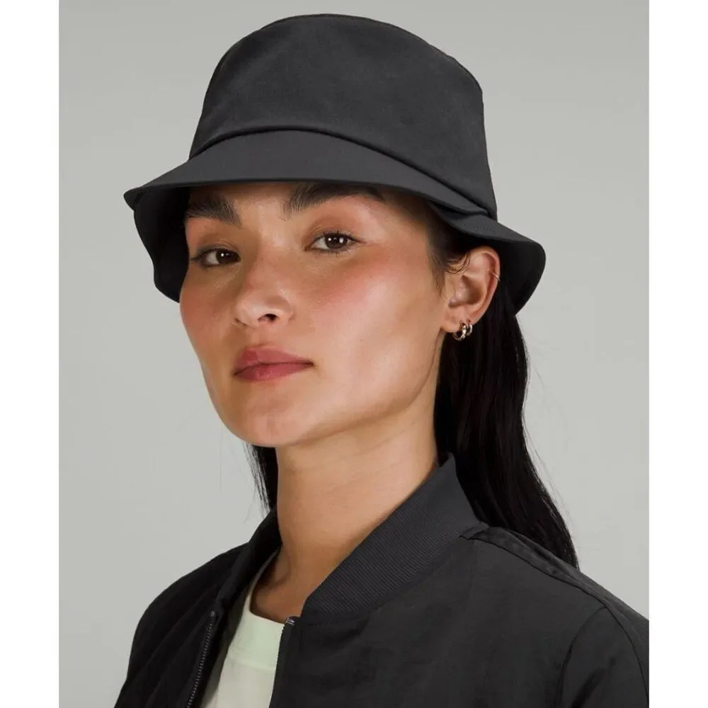 Lululemon‎ Women's Wide Brim Bucket Hat Black Small Medium
